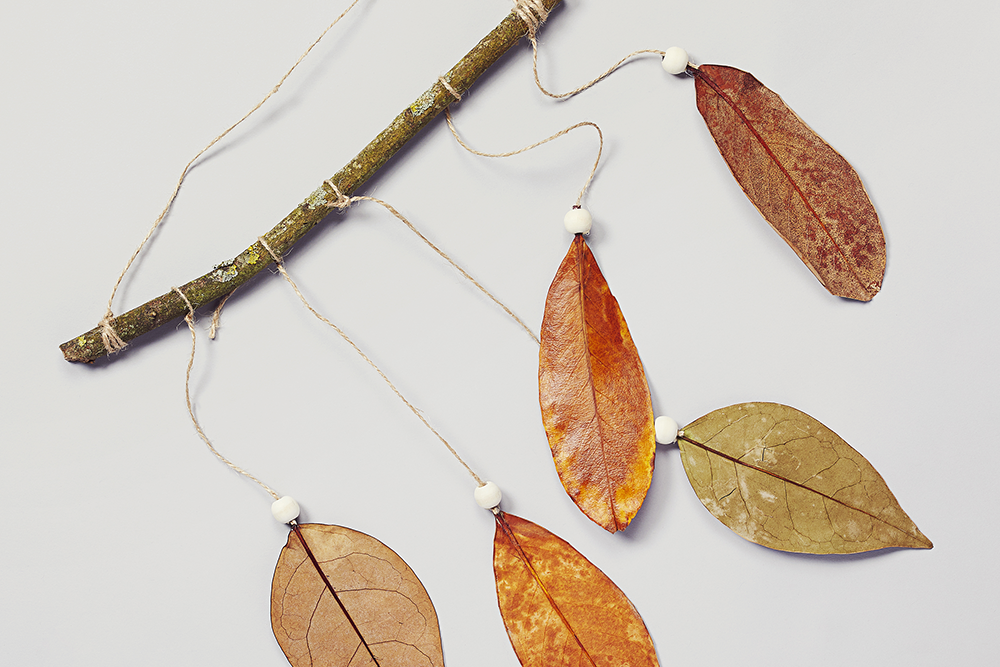 bricolage avec des feuilles d'automne
